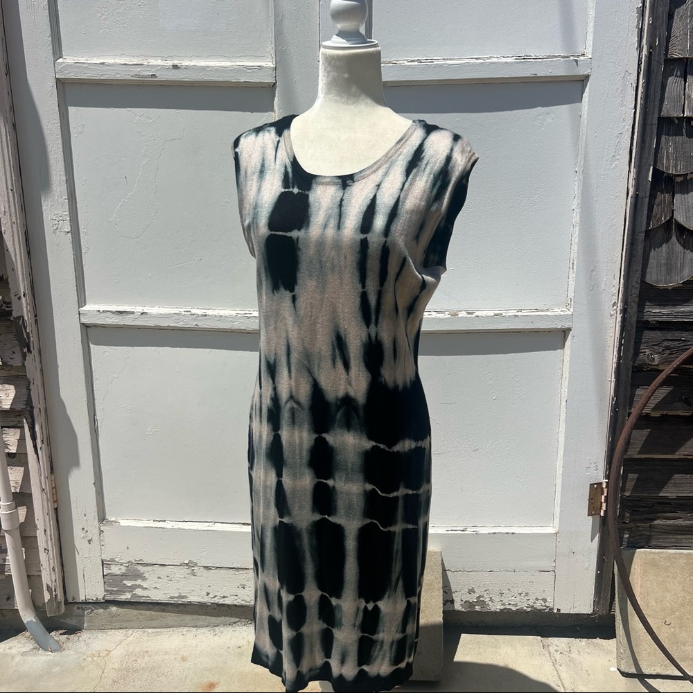 Neiman Marcus knit tie-dye fitted dress L